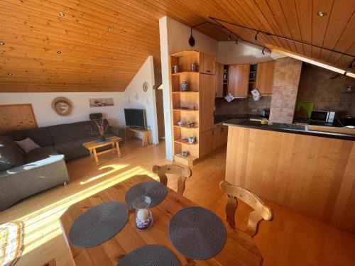 Uehlingen-Birkendorf Appartement | Ferienwohnung Sonnenschein