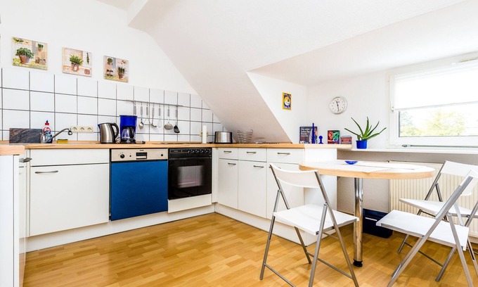 Bensberg Appartement | Ferienwohnung Bergisch-gladbach Bensberg B12, 56qm, 1 Schlafzimmer, 1 Wohn-/schlafzimmer, Max. 3 Personen