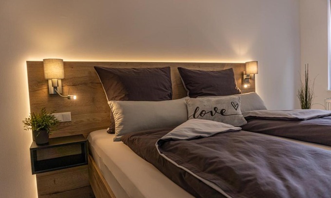 Schwemlingen Appartement | Ferienwohnung Dorfbrunnen