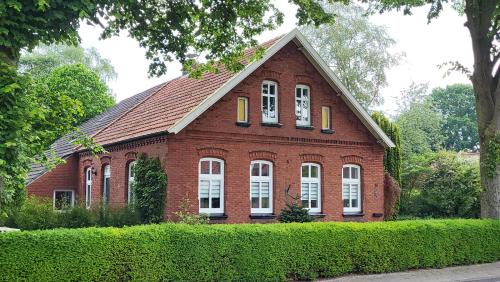 Detern Appartement | Ferienwohnung Emma s Fehnhaus, 55183
