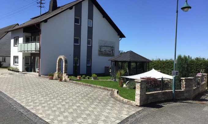 Weisel Appartement | Ferienwohnung Entenquack