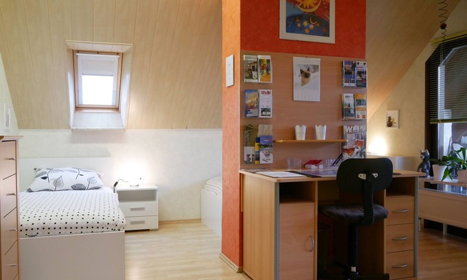 Mahlberg Appartement | Ferienwohnung Eva-Maria, 84 qm, 1 Schlafzimmer, 1 Wohnzimmer, 2 Erwachsene und 2 Kinder