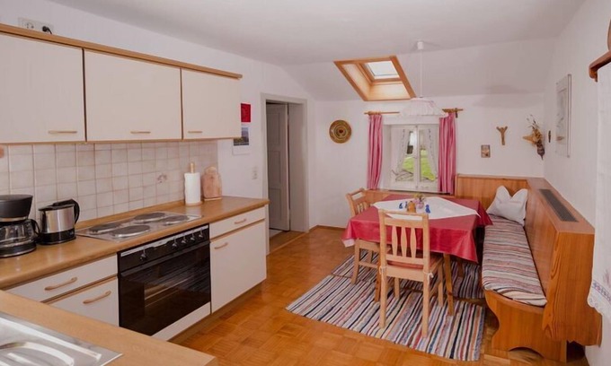 Samerberg Appartement | Ferienwohnung Heuberg mit 1 Separaten Schlafzimmer