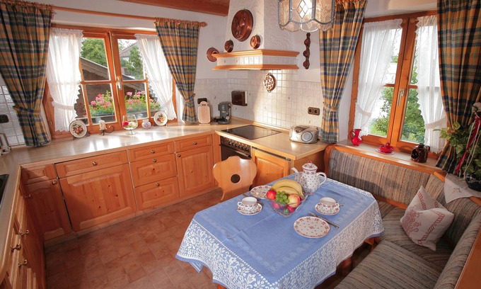 Bad Feilnbach Appartement | Ferienwohnung "Hoamat" bis 4 Personen, 70 qm, 2 sep. Schlafzimmer, Balkon
