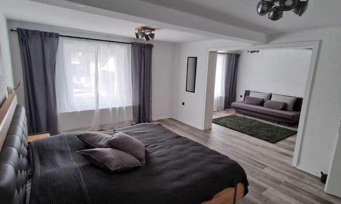 Hallenberg Appartement | Ferienwohnung Hof Wehlenbach
