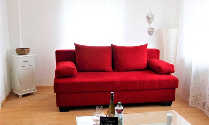 Beuren Appartement | Ferienwohnung Hogh, 55qm, Terrasse, 1 Schlafzimmer, max. 4 Personen