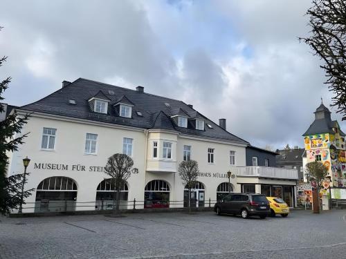 Wurzbach Maison | Ferienwohnung im ehem Rittergut