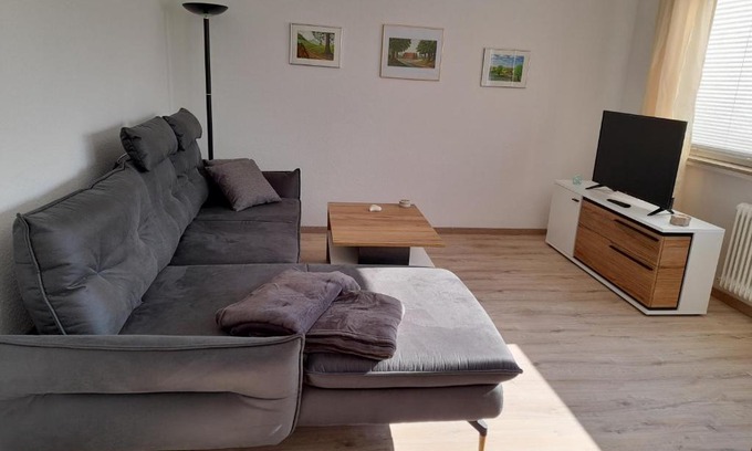 Brake Appartement | Ferienwohnung in Lemgo-Brake, 3 Zimmer