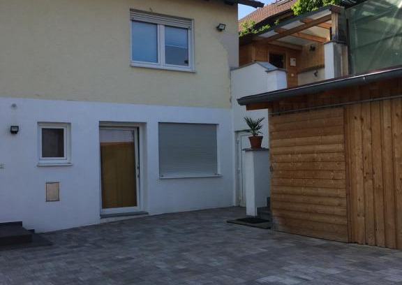 Wiesent Appartement | Ferienwohnung in Wiesent-gerne Handwerker/Monteure