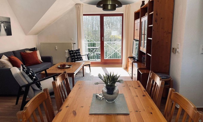 Gustow Appartement | Ferienwohnung "Jim Knopf" mit Balkon zwischen Strand, Wald & Wiese im Südosten der Insel Rügen!