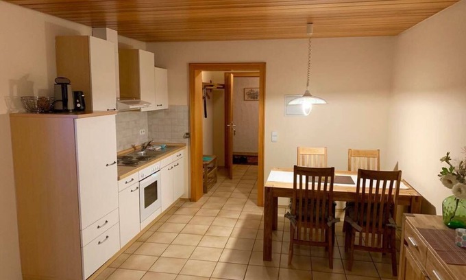 Leinsweiler Appartement | Ferienwohnung Kirchberg