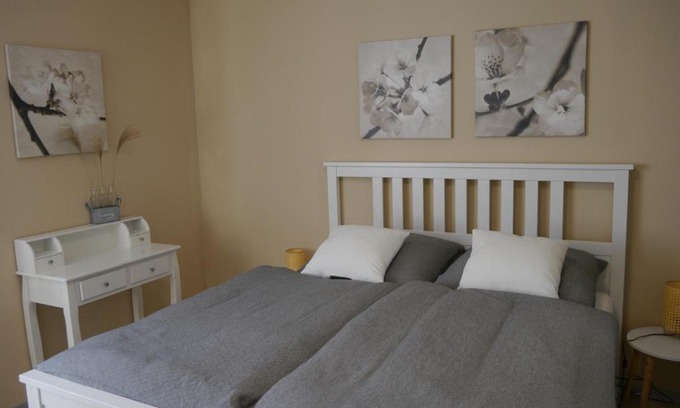 Uettingen Appartement | Ferienwohnung Kirchberg Uettingen