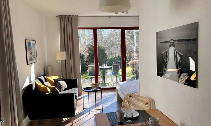Gustow Appartement | Ferienwohnung "Klaus Störtebeker" mit Sonnenterrasse & Garten zwischen Strand, Wald und Wiese!