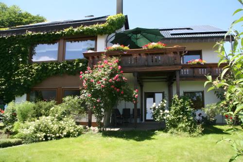 Albstadt Appartement | Ferienwohnung Kreuzbühl