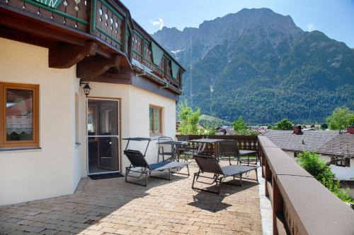 Mittenwald Appartement | Ferienwohnung Lapislazuli