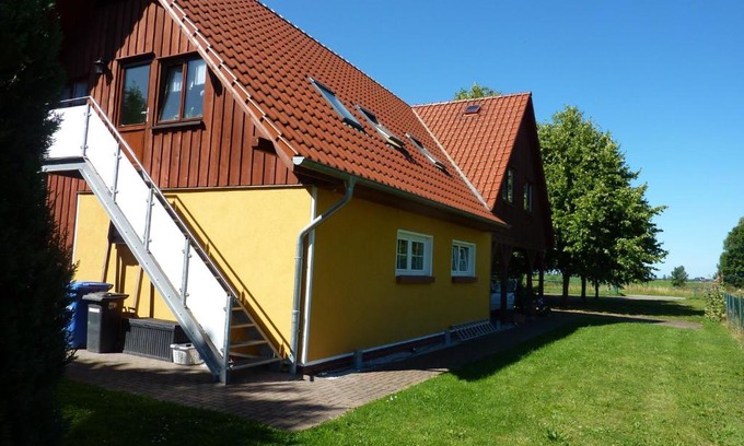 Ahrenshagen-Daskow Appartement | Ferienwohnung "Lenz"