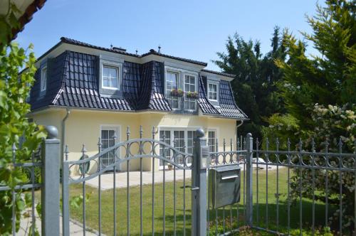 Bad Schlema Appartement | Ferienwohnung Lucia
