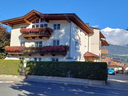 Kolsass Appartement | Ferienwohnung Mader