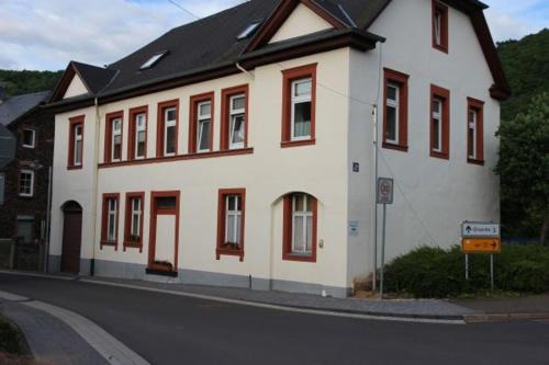 Wolf Appartement | Ferienwohnung Meuser
