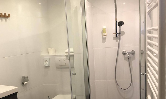 Seeboden Appartement | Ferienwohnung mit Balkon 2-4 Pers. - B & B Gmeineck