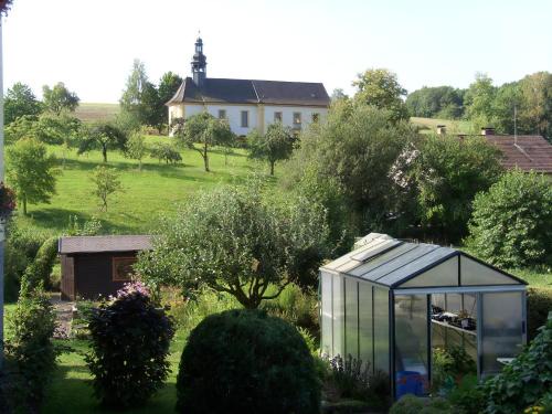 Eggenbach Appartement | Ferienwohnung Mit Blick Zur Wallfahrtskirche