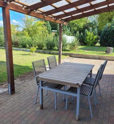 Milmersdorf Appartement | Ferienwohnung mit Garten - 10 Minuten von Templin