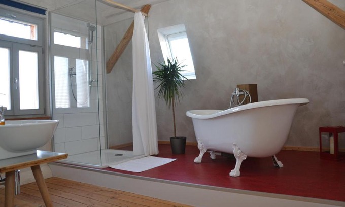 Hoexter Appartement | Ferienwohnung mit Traumbad