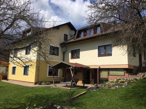 Muehlen Appartement | Ferienwohnung Morgensonne