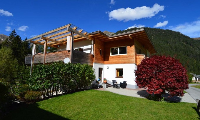 Bach Appartement | Ferienwohnung Nety