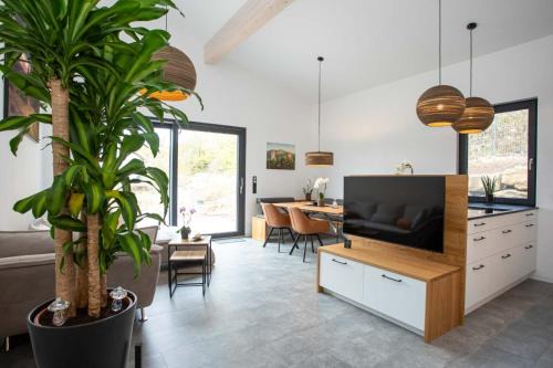 Poppenhausen Appartement | Ferienwohnung Omas Rhön-Garten