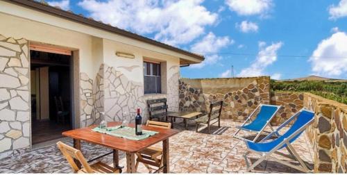 Gonnesa Appartement | Ferienwohnung Panorama, Wohlfühloase Auszeit