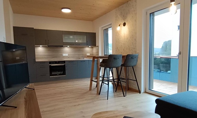 Riedenburg Appartement | Ferienwohnung Rabenstein mit Terrasse