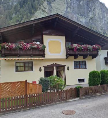 Huettschlag Appartement | Ferienwohnung Rohrmoser mit 1 Schlafzimmer