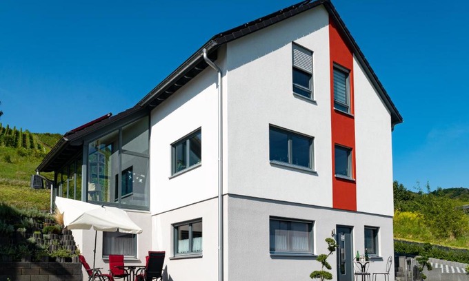 Reil Appartement | Ferienwohnung "Schöne Aussicht"