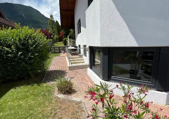 Obsteig Appartement | Ferienwohnung Schennach