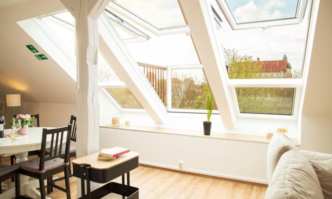 Guestrow Appartement | Ferienwohnung Schlossblick