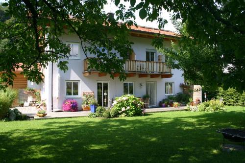 Muhlbach Appartement | Ferienwohnung Schmid Ursula