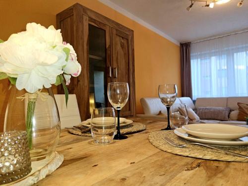 Freilassing Appartement | Ferienwohnung Sonnenfeld mit Gartenblick