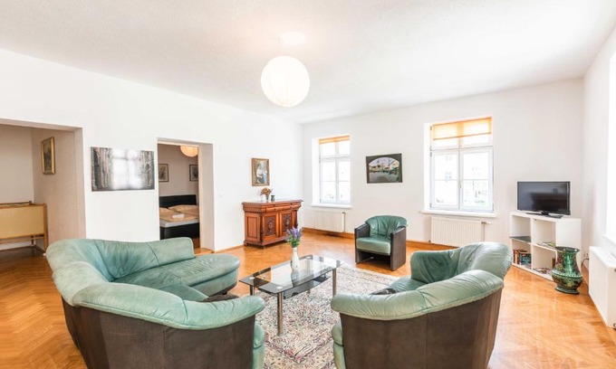 Sankt Polten Appartement | Ferienwohnung St. Pölten Rathausplatz