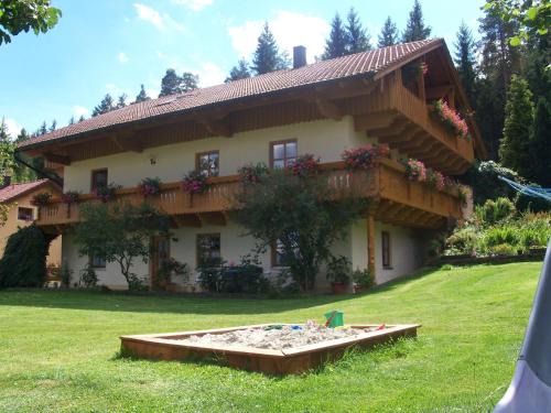 Arrach Appartement | Ferienwohnung Steinbeisser
