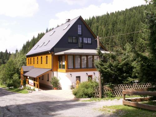 Breitenbrunn/Erzgeb. Appartement | Ferienwohnung Sternkopf
