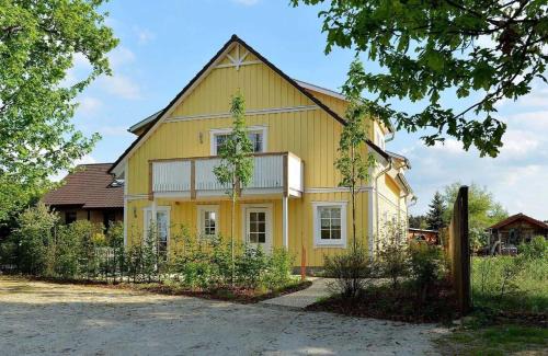 Neuendorf Appartement | Ferienwohnung Storchennest