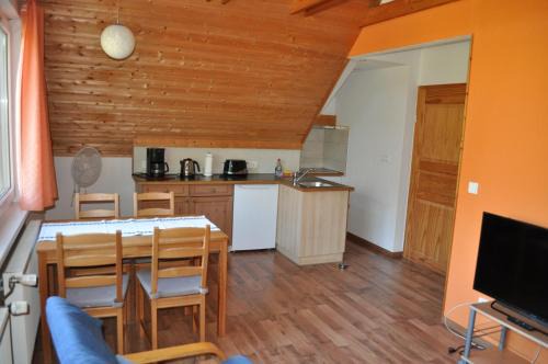 Oberdorla Appartement | Ferienwohnung-Sunset inmitten der Mecklenburger Seenplatte