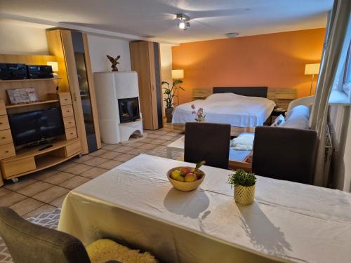 Elmstein Appartement | Ferienwohnung Waldnest