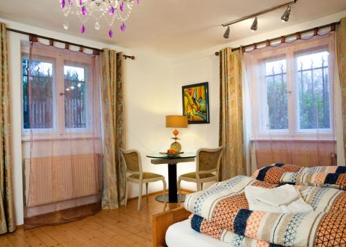 Trachenberge Appartement | Ferienwohnung Weintraube
