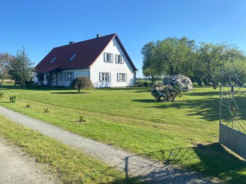 Ahrenshagen-Daskow Appartement | Ferienwohnung "Weitblick"