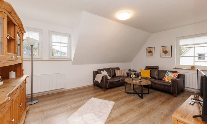 Bad Berleburg Appartement | Ferienwohnung "zum Schieferpfad"