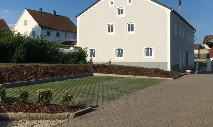 Riedenburg Appartement | Ferienwohnung zum Dorfwirt