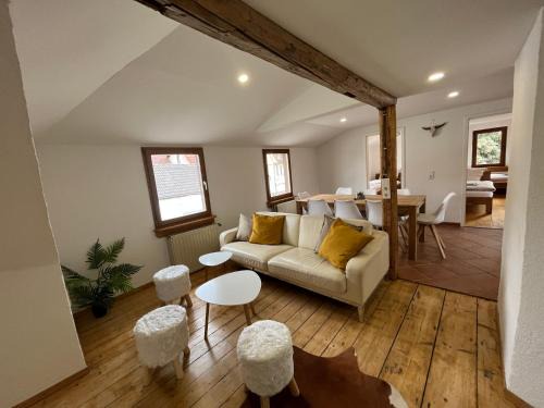 Modautal Appartement | Ferienwohnungen Am Schloss - Monteurzimmer Reuhl