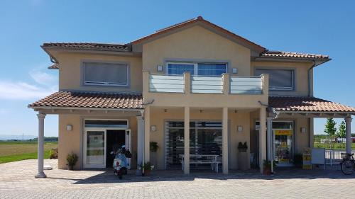 Ringsheim Appartement | Ferienwohnungen Durgut